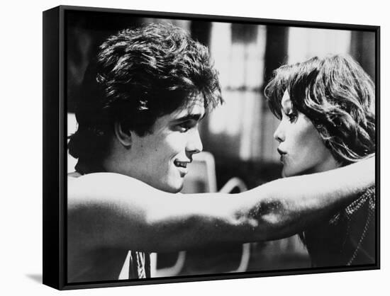 RUMBLE FISH, 1983 directed by FRANCIS FORD COPPOLA Matt Dillon and Diane Lane (b/w photo)-null-Framed Stretched Canvas
