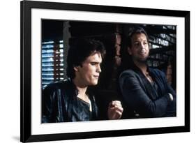 RUMBLE FISH, 1983 directed by FRANCIS FORD COPPOLA Matt Dillon and Mickey Rourke (photo)-null-Framed Photo