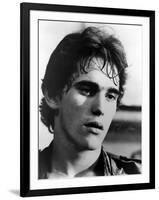 RUMBLE FISH, 1983 directed by FRANCIS FORD COPPOLA Matt Dillon (b/w photo)-null-Framed Photo