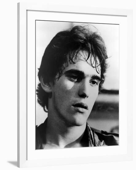 RUMBLE FISH, 1983 directed by FRANCIS FORD COPPOLA Matt Dillon (b/w photo)-null-Framed Photo