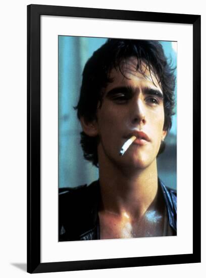 RUMBLE FISH, 1983 directed by FRANCIS FORD COPPOLA Matt Dillon (photo)-null-Framed Photo