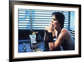 RUMBLE FISH, 1983 directed by FRANCIS FORD COPPOLA Matt Dillon (photo)-null-Framed Photo