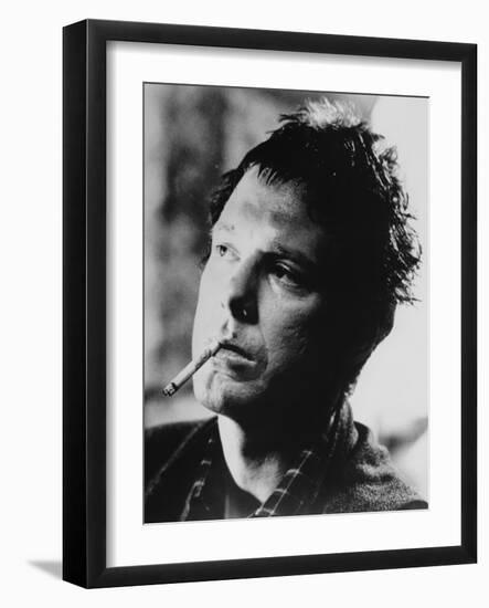 RUMBLE FISH, 1983 directed by FRANCIS FORD COPPOLA Mickey Rourke (b/w photo)-null-Framed Photo