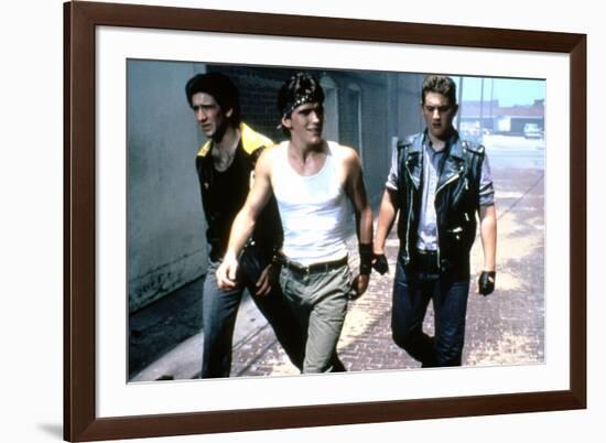 RUMBLE FISH, 1983 directed by FRANCIS FORD COPPOLA Nicolas Cage, Matt Dillon and Chris Penn (photo)-null-Framed Photo