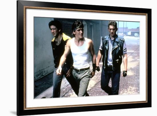 RUMBLE FISH, 1983 directed by FRANCIS FORD COPPOLA Nicolas Cage, Matt Dillon and Chris Penn (photo)-null-Framed Photo