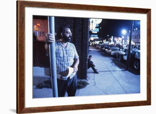 RUMBLE FISH, 1983 directed by FRANCIS FORD COPPOLA On the set, Francis Ford Coppola (photo)-null-Framed Photo