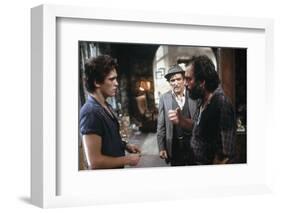 RUMBLE FISH, 1983 directed by FRANCIS FORD COPPOLA On the set, Francis Ford Coppola with Matt Dillo-null-Framed Photo
