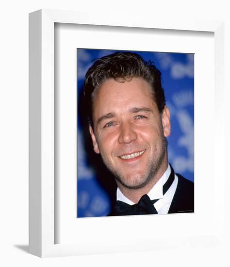 Russell Crowe-null-Framed Photo