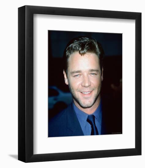 Russell Crowe-null-Framed Photo