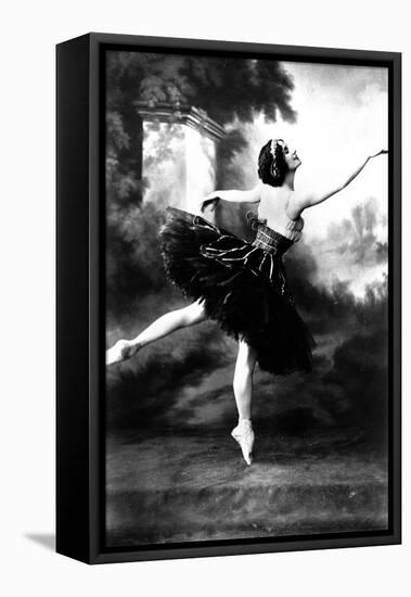 Russian Dancer Anna Pavlova (1881-1931) Here in the 10'S-null-Framed Stretched Canvas