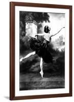 Russian Dancer Anna Pavlova (1881-1931) Here in the 10'S-null-Framed Photo