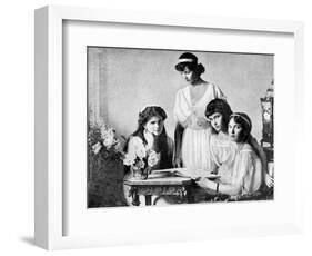 Russian Royal Ladies, Tsarkoe Military Hospital, 1914-null-Framed Giclee Print