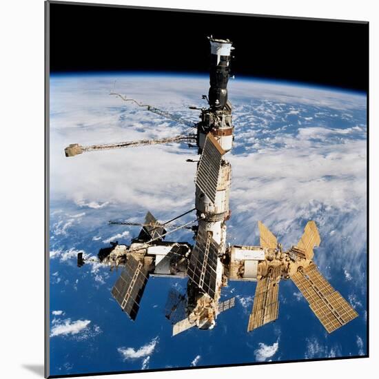 Russian Space Station Mir-null-Mounted Photo