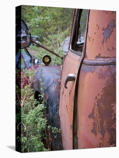 Rusty Old Car-null-Stretched Canvas