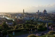 Florence, Italy - August 15, 2014: Tourists Visiting Statue Of-Ryszard Stelmachowicz-Photographic Print