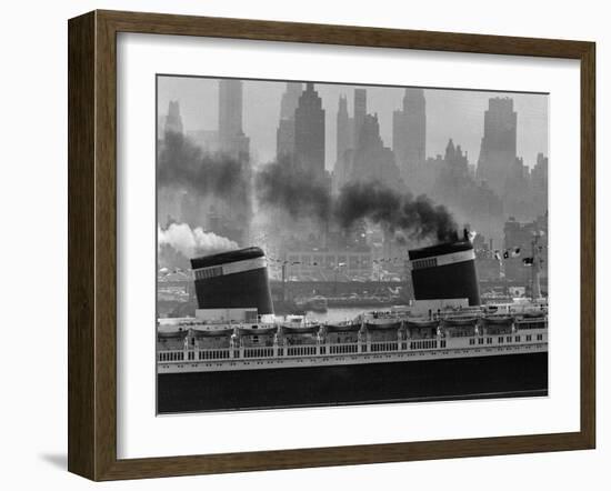 S.S. United States Sailing in New York Harbor-Andreas Feininger-Framed Photographic Print