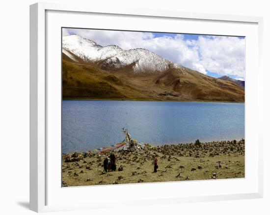 Sacred Tibetan Yamdrok Tso Lake (Yamzho Yumco)-Simon Montgomery-Framed Photographic Print