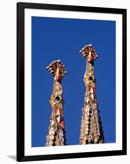 Sagrada Familia, Barcelona, Spain-Jon Arnold-Framed Photographic Print