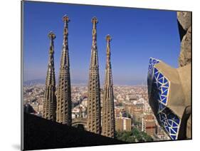 Sagrada Familia Cathedral, Barcelona, Spain-Jon Arnold-Mounted Photographic Print