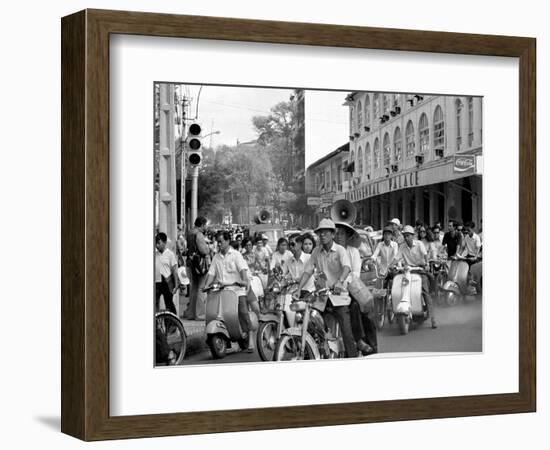 Saigon Curfew 1975-Nick Ut-Framed Photographic Print