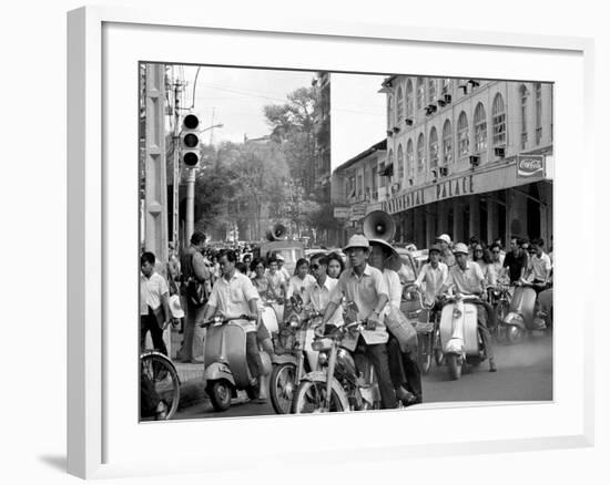 Saigon Curfew 1975-Nick Ut-Framed Photographic Print