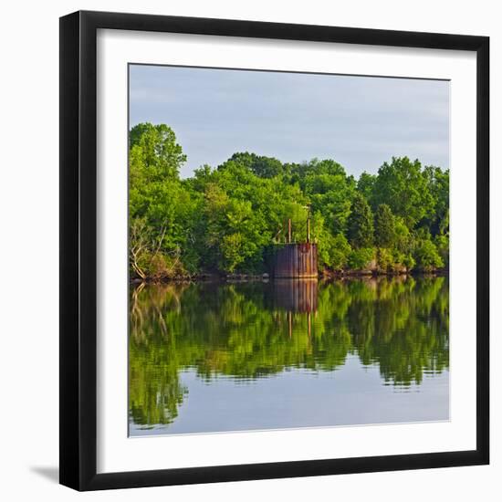 Sailing Along the Tennessee River, Tennessee, USA-Joe Restuccia III-Framed Photographic Print