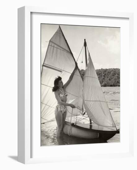 Sailing Pleasures (1951)-null-Framed Photographic Print