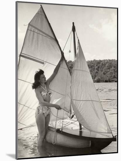 Sailing Pleasures (1951)-null-Mounted Photographic Print