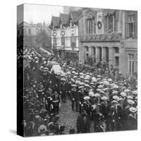 Sailors Pulling the Gun Carriage Carrying the Coffin of Queen Victoria, Windsor, Berkshire, 1901-null-Stretched Canvas