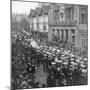 Sailors Pulling the Gun Carriage Carrying the Coffin of Queen Victoria, Windsor, Berkshire, 1901-null-Mounted Giclee Print