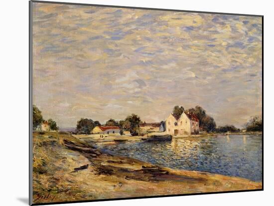 Saint-Mammes, on the Banks of the Loing-Alfred Sisley-Mounted Giclee Print