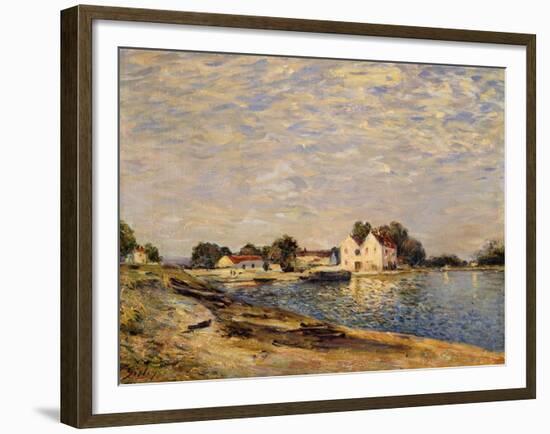 Saint-Mammes, on the Banks of the Loing-Alfred Sisley-Framed Giclee Print