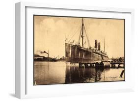 Saint Nazaire, Vapeur La Champagne Au Port-null-Framed Giclee Print