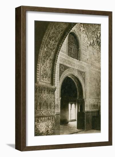 Sala de las dos Hermanas, Alhambra-Science Source-Framed Giclee Print