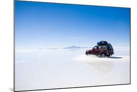 Salar De Uyuni, Bolivia-piksel-Mounted Photographic Print