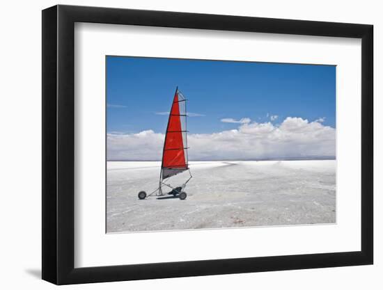 Salar De Uyuni.-tonisalado-Framed Photographic Print