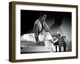 SALOME : The Dance of the Seven Veils by William Dieterle with Rita Hayworth and Stewart Granger, 1-null-Framed Photo