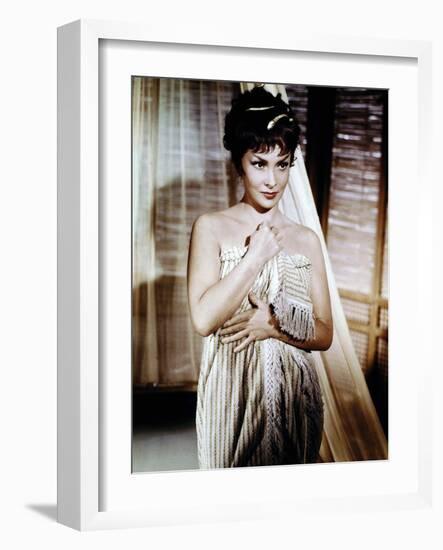 Salomon and la Reine by Saba SOLOMON AND SHEBA by King Vidor with Gina Lollobrigida, 1959 (photo)-null-Framed Photo