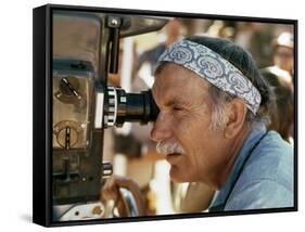 Sam Peckinpah sur le tournage du film Un nomme Cable Hogue THE BALLAD OF CABLE HOGUE, 1970 (photo)-null-Framed Stretched Canvas