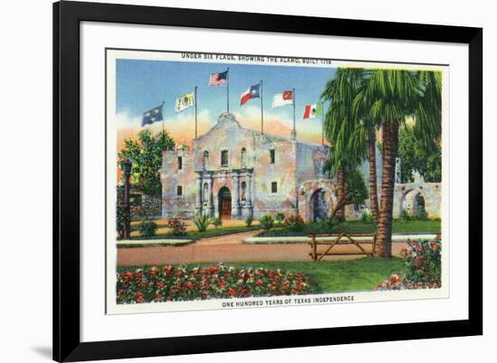 San Antonio, Tx - Exterior View of the Alamo, French, Spanish, Us, Republic, Mexican Flags, c.1944-Lantern Press-Framed Art Print