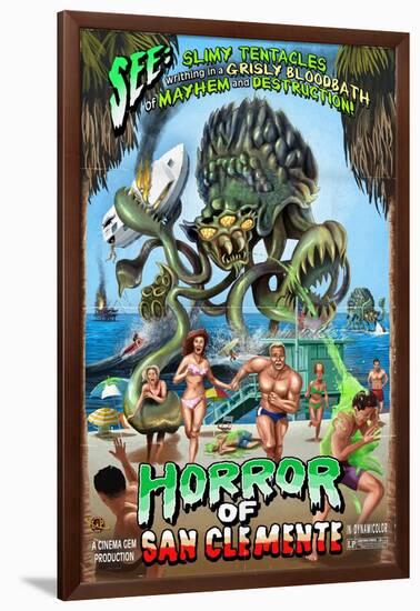 San Clemente, California - Alien Attack Horror-Lantern Press-Framed Art Print