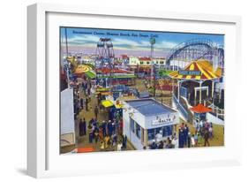 San Diego, California - Mission Beach Amusement Center Scene-Lantern Press-Framed Art Print