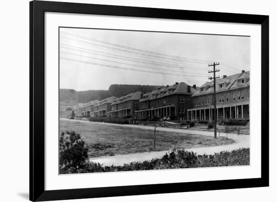 San Francisco, CA Presidio Enlisted Mens Quarters Photograph - San Francisco, CA-Lantern Press-Framed Art Print