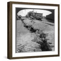 San Francisco Earthquake-null-Framed Giclee Print