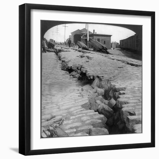 San Francisco Earthquake-null-Framed Giclee Print