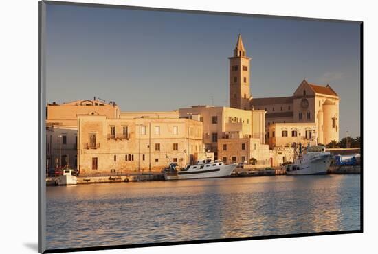 San Nicola Pellegrino Cathedral, at Sunrise, Harbour, Trani, Le Murge-Markus Lange-Mounted Photographic Print