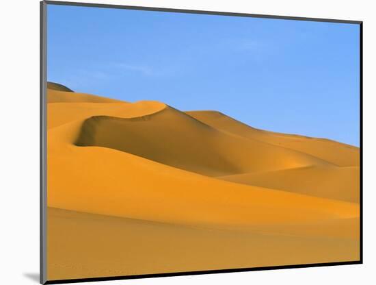 Sand Dunes, Erg Murzuq, Sahara Desert, Fezzan, Libya, North Africa, Africa-Sergio Pitamitz-Mounted Photographic Print