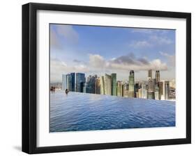 Sands Skypark Infinity Swimming Pool on 57th Floor of Marina Bay Sands Hotel, Marina Bay, Singapore-Gavin Hellier-Framed Photographic Print