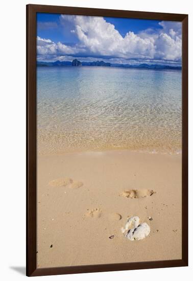 Sandy Beach and Clear Waters in the Bacuit Archipelago, Palawan, Philippines-Michael Runkel-Framed Photographic Print