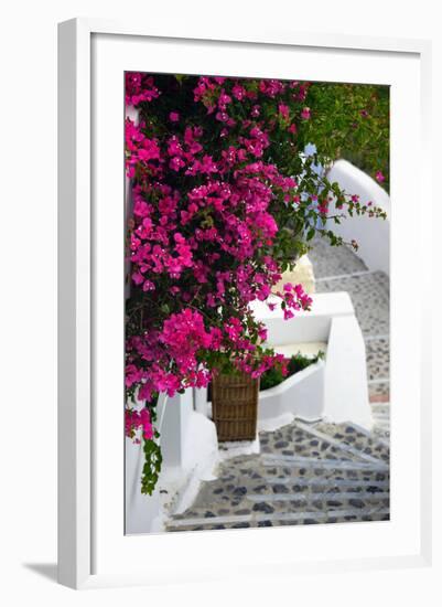 Santorini-mikdam-Framed Photographic Print